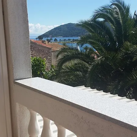 Apartman Vis Vis
